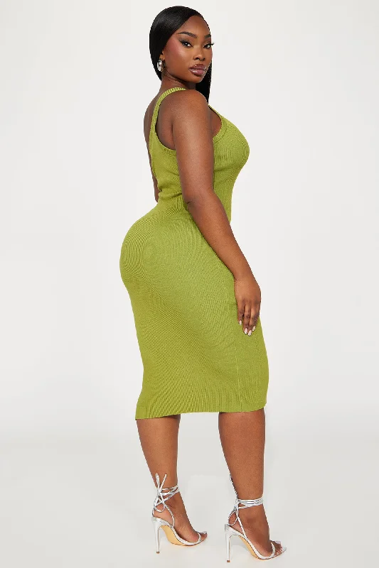Naydine Sweater Midi Dress - Green Naydine Sweater Midi Dress - Green
